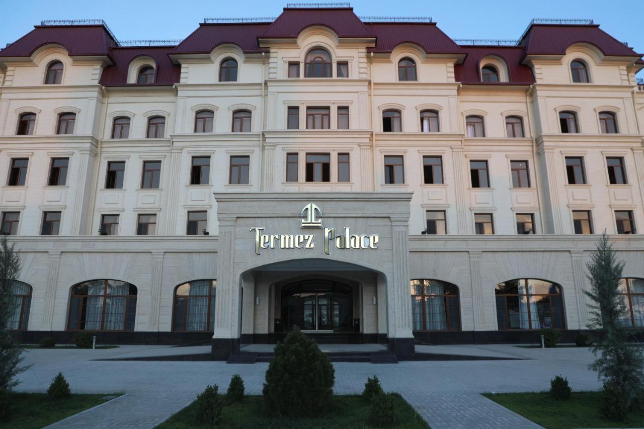 Termez Palace Hotel & Spa Exteriör bild